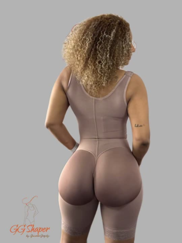 1235 GGSHAPER BACK COCOA .png F4235 - Hourglass Type Mid-Thigh Faja and Ultra Hips Capacity Hip Fit · Three Sizes Larger ✨